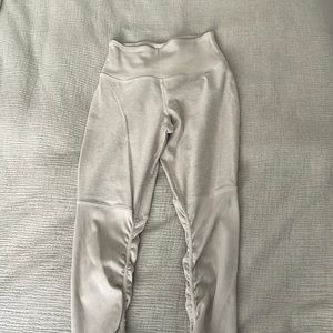 Alo Alosoft goddess legging - bone heather